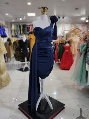کوتاه ساتن دنباله دار دکلته
