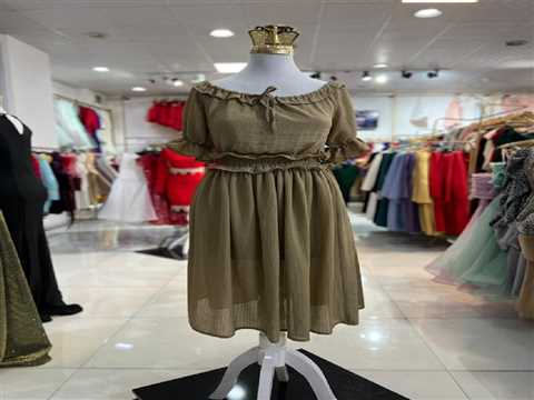 کوتاه دکلته آکاردئونی