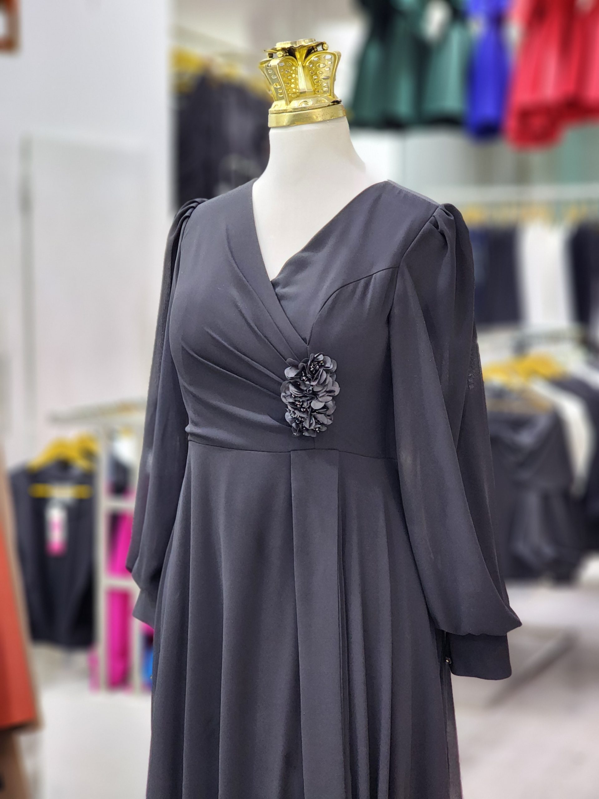 ماکسی کرپ حریر چپ و راستی بغل گل - Image 6