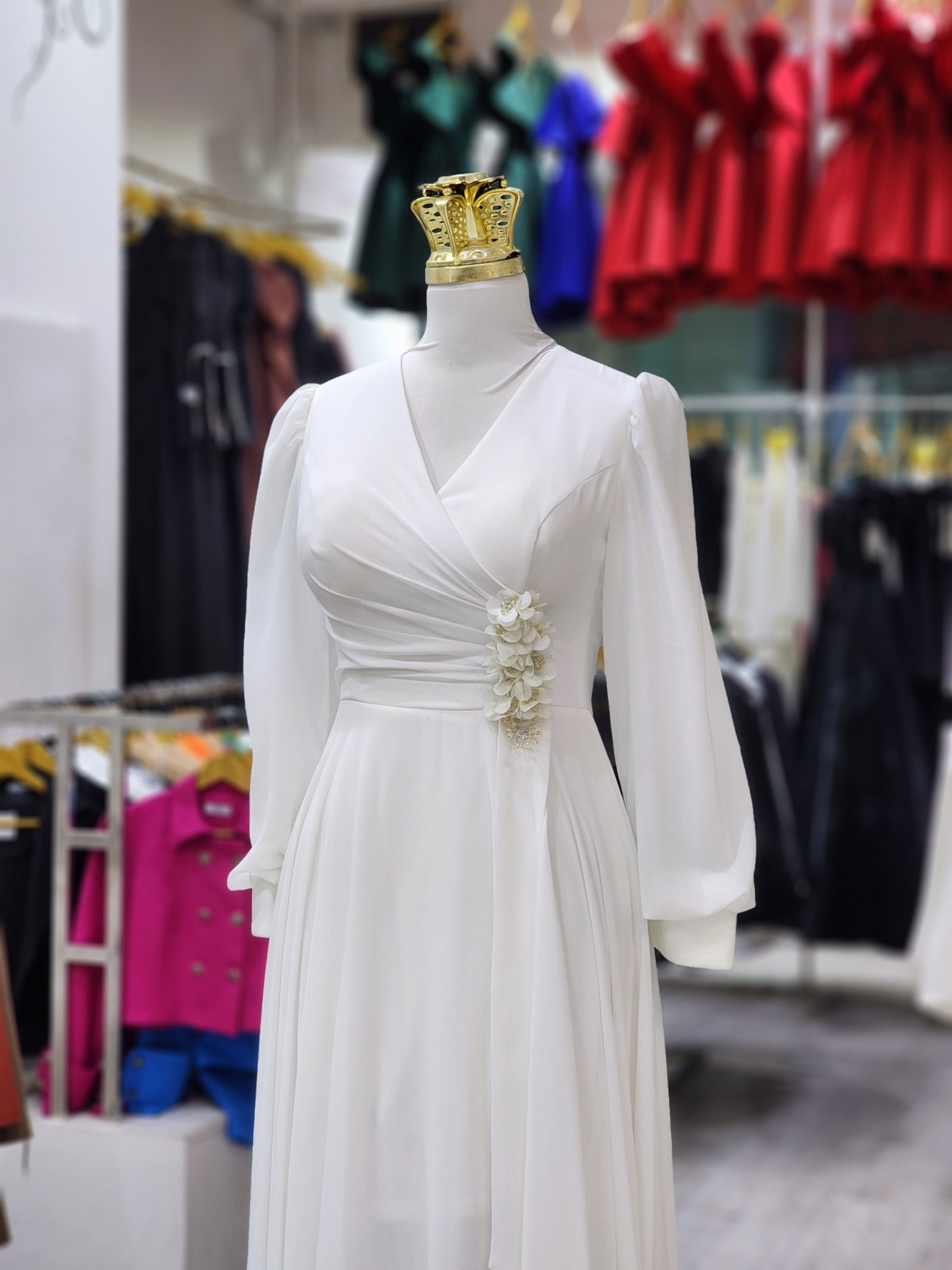 ماکسی کرپ حریر چپ و راستی بغل گل - Image 3